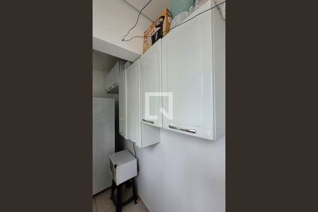 Apartamento à venda com 84m², 3 quartos e 2 vagas Apartamento à venda com 84m², 3 quartos e 2 vagasLavanderia