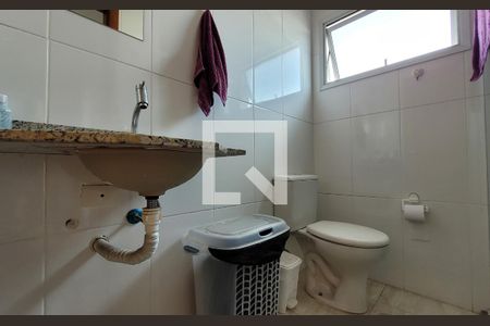 Apartamento à venda com 84m², 3 quartos e 2 vagas Apartamento à venda com 84m², 3 quartos e 2 vagasBanheiro da suíte