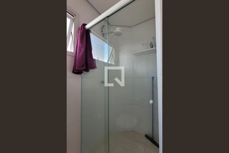 Apartamento à venda com 84m², 3 quartos e 2 vagas Apartamento à venda com 84m², 3 quartos e 2 vagasBanheiro da suíte