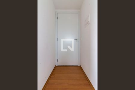 Corredor de apartamento para alugar com 2 quartos, 39m² em Itaquera, São Paulo