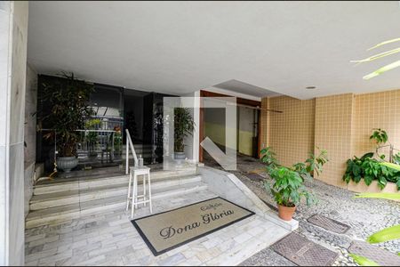 Apartamento à venda com 82m², 2 quartos e 1 vagaEntrada