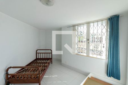 Casa à venda com 638m², 3 quartos e 3 vagasCasa 2