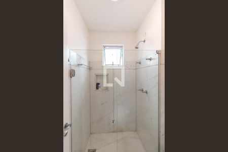 Casa à venda com 638m², 3 quartos e 3 vagasBanheiro Social