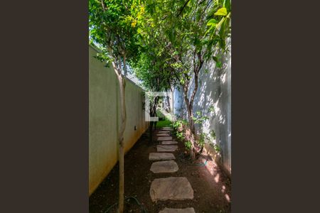 Casa à venda com 638m², 3 quartos e 3 vagasÁrea externa