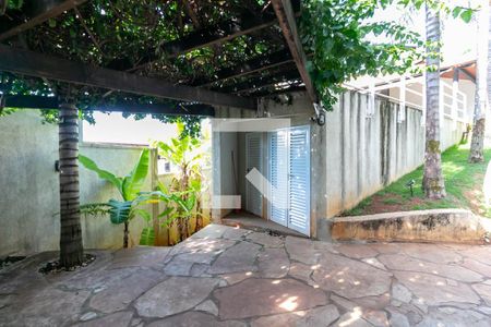 Casa à venda com 638m², 3 quartos e 3 vagasGaragem