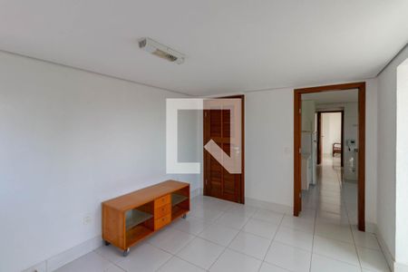 Casa à venda com 638m², 3 quartos e 3 vagasCasa 2