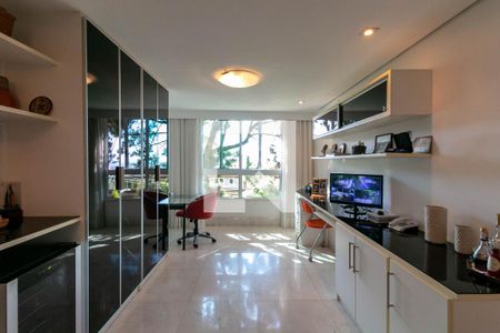 Casa à venda com 638m², 3 quartos e 3 vagasCopa