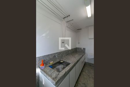 Casa à venda com 638m², 3 quartos e 3 vagasÁrea de Serviço