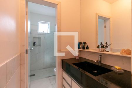 Casa à venda com 638m², 3 quartos e 3 vagasBanheiro Social