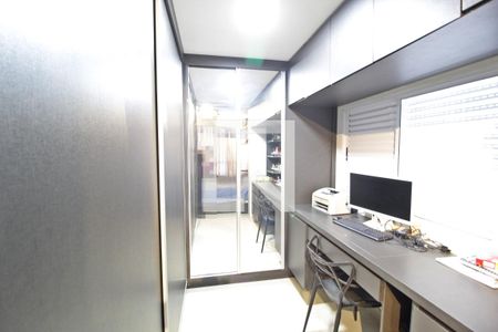 Closet da suíte de apartamento para alugar com 2 quartos, 150m² em Granada, Uberlândia