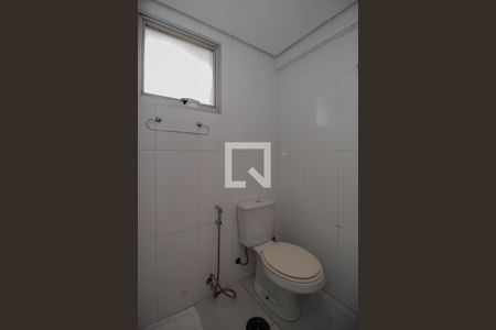 Apartamento à venda com 68m², 2 quartos e 2 vagasBanheiro 