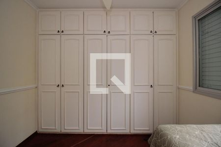 Apartamento à venda com 68m², 2 quartos e 2 vagasQuarto 2