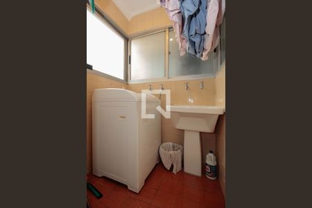 Apartamento à venda com 68m², 2 quartos e 2 vagasÁrea de Serviço