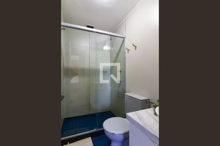 Apartamento para alugar com 70m², 2 quartos e 1 vagaDetalhe do banheiro social