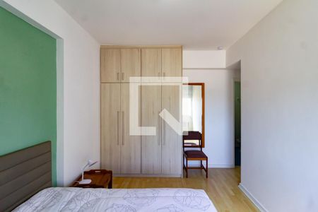 Apartamento para alugar com 70m², 2 quartos e 1 vagaDetalhe da suíte