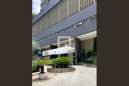 Apartamento para alugar com 70m², 2 quartos e 1 vagaFachada