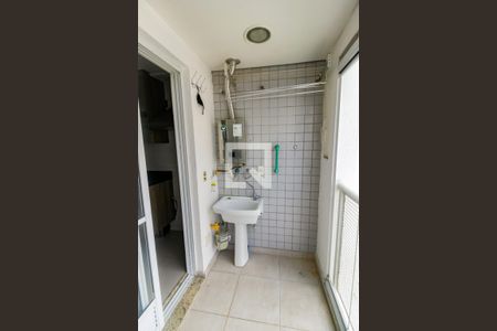 Apartamento à venda com 57m², 2 quartos e 1 vagaÁrea de Serviço