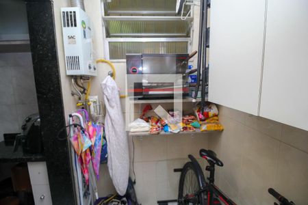 Apartamento à venda com 62m², 2 quartos e sem vaga Apartamento à venda com 62m², 2 quartos e sem vagaÁrea de Serviço