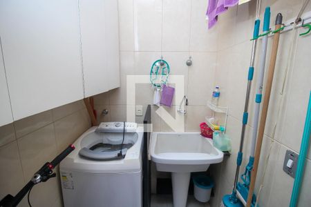 Apartamento à venda com 62m², 2 quartos e sem vaga Apartamento à venda com 62m², 2 quartos e sem vagaÁrea de Serviço