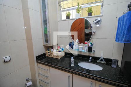 Apartamento à venda com 62m², 2 quartos e sem vaga Apartamento à venda com 62m², 2 quartos e sem vagaBanheiro Social