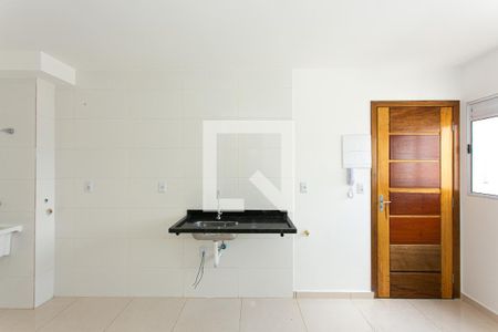 Cozinha de apartamento para alugar com 2 quartos, 36m² em Chácara Califórnia, São Paulo