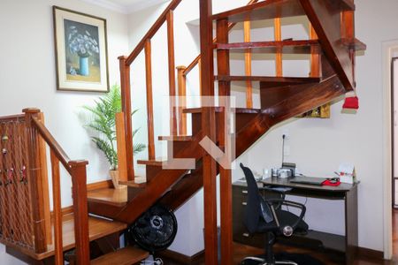 Apartamento à venda com 296m², 3 quartos e 3 vagasEscada acesso 2º andar