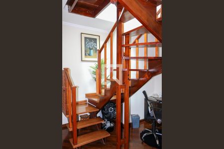 Apartamento à venda com 296m², 3 quartos e 3 vagasEscada acesso 2º andar