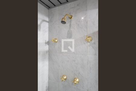 Banheiro de apartamento à venda com 1 quarto, 40m² em Jardim Paulista, São Paulo