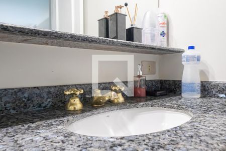 Banheiro de apartamento à venda com 1 quarto, 40m² em Jardim Paulista, São Paulo