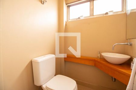 Apartamento para alugar com 166m², 3 quartos e 1 vaga Apartamento para alugar com 166m², 3 quartos e 1 vagaLavabo
