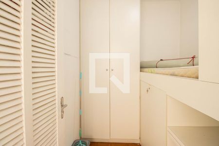 Apartamento para alugar com 166m², 3 quartos e 1 vaga Apartamento para alugar com 166m², 3 quartos e 1 vagaQuarto de Serviço