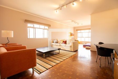 Apartamento para alugar com 166m², 3 quartos e 1 vaga Apartamento para alugar com 166m², 3 quartos e 1 vagaSala
