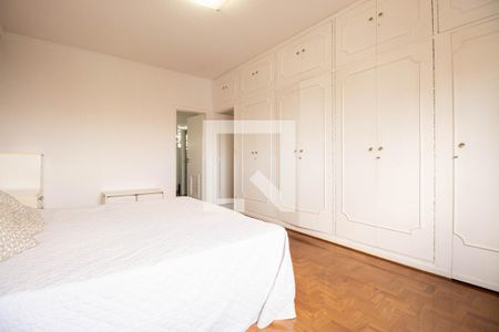 Apartamento para alugar com 166m², 3 quartos e 1 vaga Apartamento para alugar com 166m², 3 quartos e 1 vagaSuíte