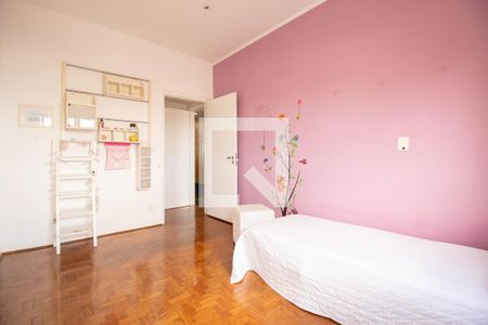 Apartamento para alugar com 166m², 3 quartos e 1 vaga Apartamento para alugar com 166m², 3 quartos e 1 vagaQuarto 2