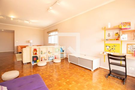 Apartamento para alugar com 166m², 3 quartos e 1 vaga Apartamento para alugar com 166m², 3 quartos e 1 vagaSala