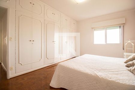 Apartamento para alugar com 166m², 3 quartos e 1 vaga