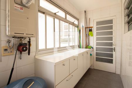 Apartamento para alugar com 166m², 3 quartos e 1 vaga Apartamento para alugar com 166m², 3 quartos e 1 vagaÁrea de Serviço