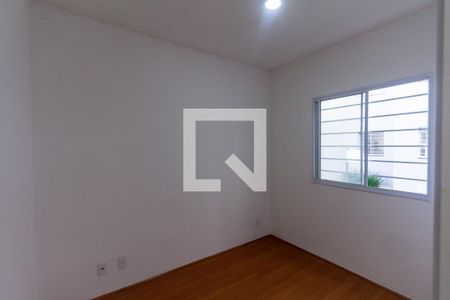 Quarto 1 de apartamento para alugar com 2 quartos, 41m² em Vila Independência, São Paulo