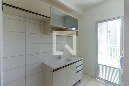 Apartamento para alugar com 41m², 2 quartos e sem vagaCozinha e área de serviço