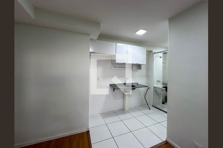 Cozinha de apartamento para alugar com 2 quartos, 40m² em Jardim Germânia, São Paulo