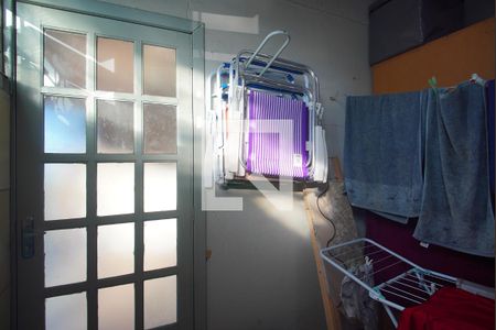 Casa à venda com 400m², 2 quartos e 2 vagas Casa à venda com 400m², 2 quartos e 2 vagasÁrea de Serviço