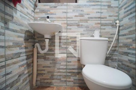 Casa à venda com 400m², 2 quartos e 2 vagas Casa à venda com 400m², 2 quartos e 2 vagasLavabo