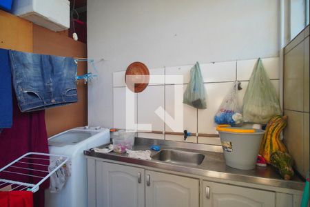 Casa à venda com 400m², 2 quartos e 2 vagas Casa à venda com 400m², 2 quartos e 2 vagasÁrea de Serviço