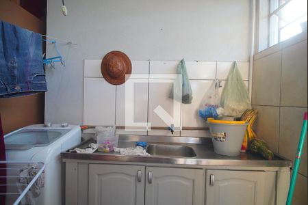 Casa à venda com 400m², 2 quartos e 2 vagas Casa à venda com 400m², 2 quartos e 2 vagasÁrea de Serviço