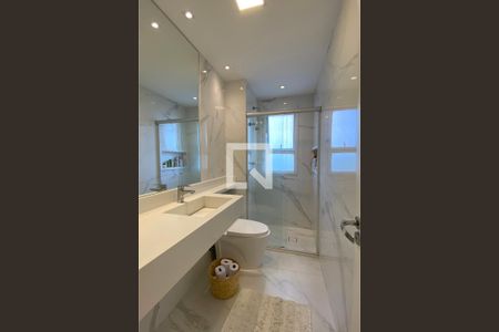 Apartamento à venda com 95m², 2 quartos e 2 vagasBanheiro da Suíte 1