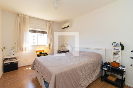 Apartamento à venda com 280m², 4 quartos e 2 vagasSuíte 1