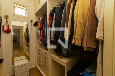 Apartamento à venda com 280m², 4 quartos e 2 vagasCloset da suíte 1