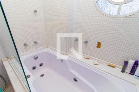 Apartamento à venda com 280m², 4 quartos e 2 vagasBanheiro da Suíte 1