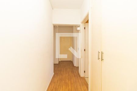 Apartamento à venda com 280m², 4 quartos e 2 vagasCorredor
