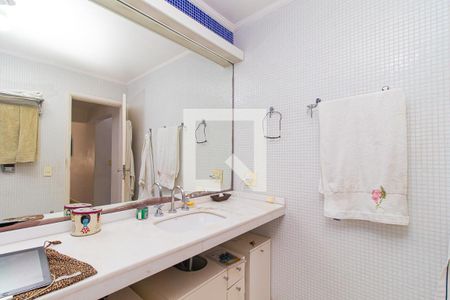 Apartamento à venda com 280m², 4 quartos e 2 vagasBanheiro da Suíte 1